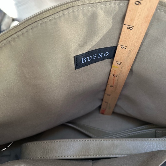 Bueno Brahmin-Style chevron designed front bag. Doublehandle & crossbody strap. - Picture 11 of 11